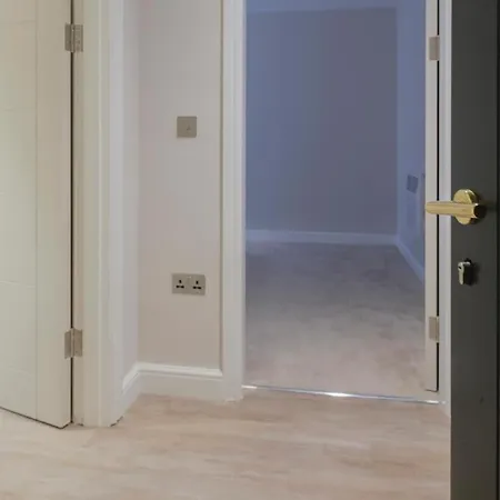 Charming 1-bedroom In Leeds Centre Perfect For Couples Or Solo Travelers