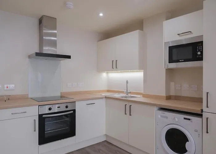 Charming 1-bedroom In Leeds Centre Perfect For Couples Or Solo Travelers * Лідс